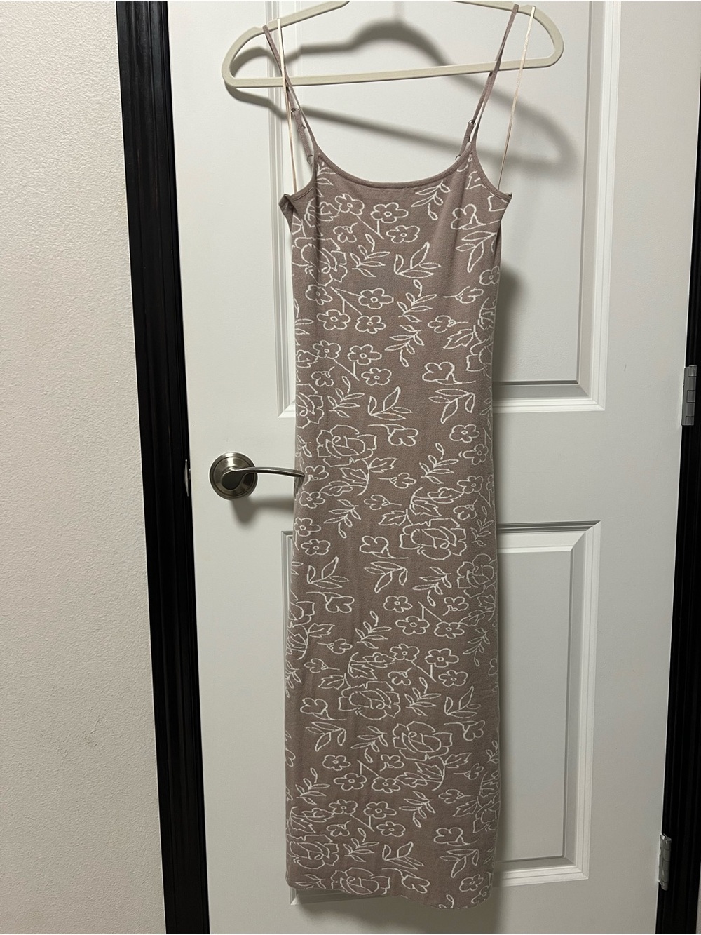 Taupe Floral Midi Slip Dress with Spaghetti Straps - Picture 3 of 6